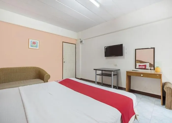 Hotel Oyo 519 B Min Airport 2*